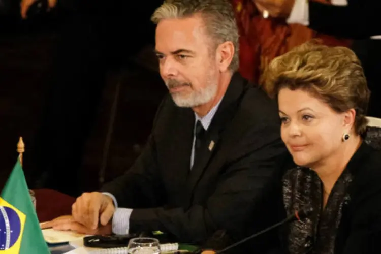 Ministro Antonio Patriota e a presidenta Dilma Rousseff participam da reunião de Cúpula dos Estados Parte e Estados Associados  do Mercosul e convidados especiais (Roberto Stuckert Filho/PR)