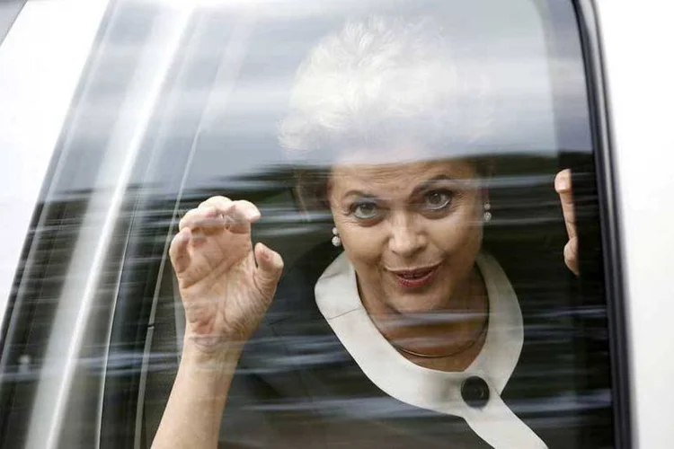 
	Dilma Rousseff: em eventual segundo turno das elei&ccedil;&otilde;es na C&acirc;mara, presidente afastada disse esperar que novo presidente n&atilde;o tenha votado pelo impeachment
 (Stephen Lam/Reuters)