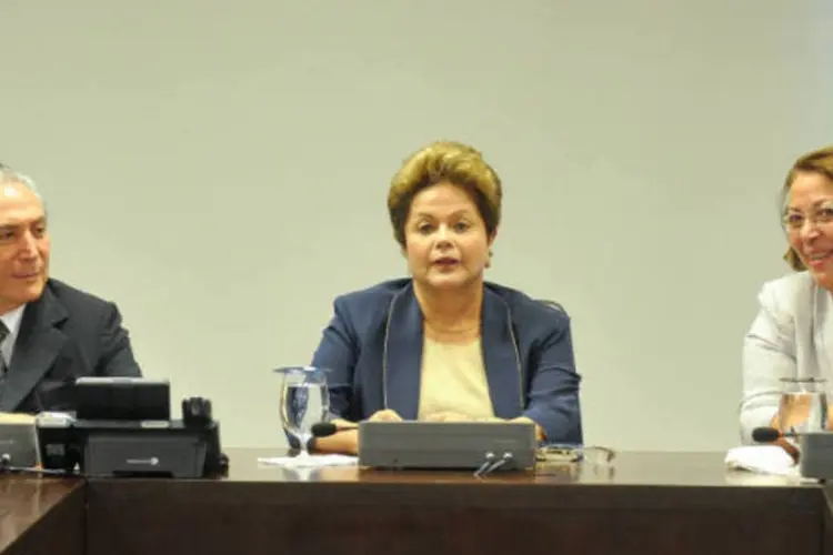 Nesta tarde, Dilma ainda se reúne com os líderes de legendas aliadas do governo no Senado e na Câmara para debater a reforma política (Antonio Cruz/ABr)