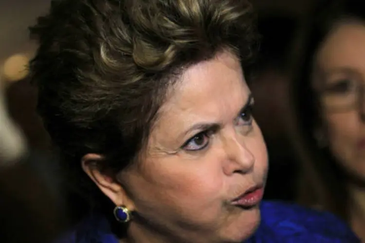 
	A presidente Dilma Rousseff: ao discursar, a&nbsp;presidente&nbsp;disse que, al&eacute;m de mudar a vida das pessoas, a linha de cr&eacute;dito contribui para a cria&ccedil;&atilde;o de empregos e a constru&ccedil;&atilde;o civil.
 (REUTERS/Ueslei Marcelino)