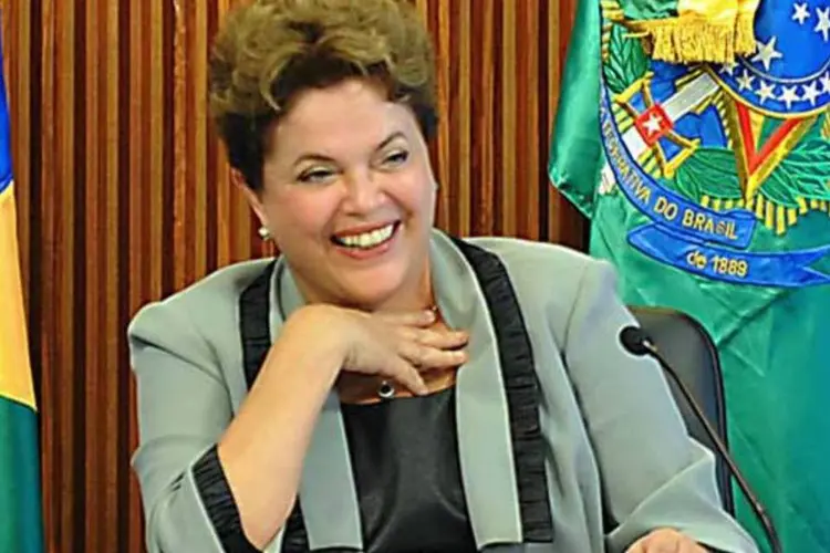 Dilma Rousseff: um dos primeiros desafios é manter o superávit (AGÊNCIA BRASIL)