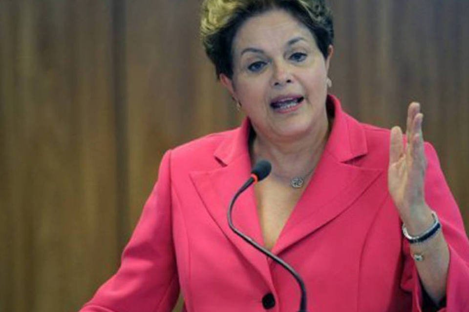 Dilma sanciona MP que amplia Brasil Maior e veta 3 artigos
