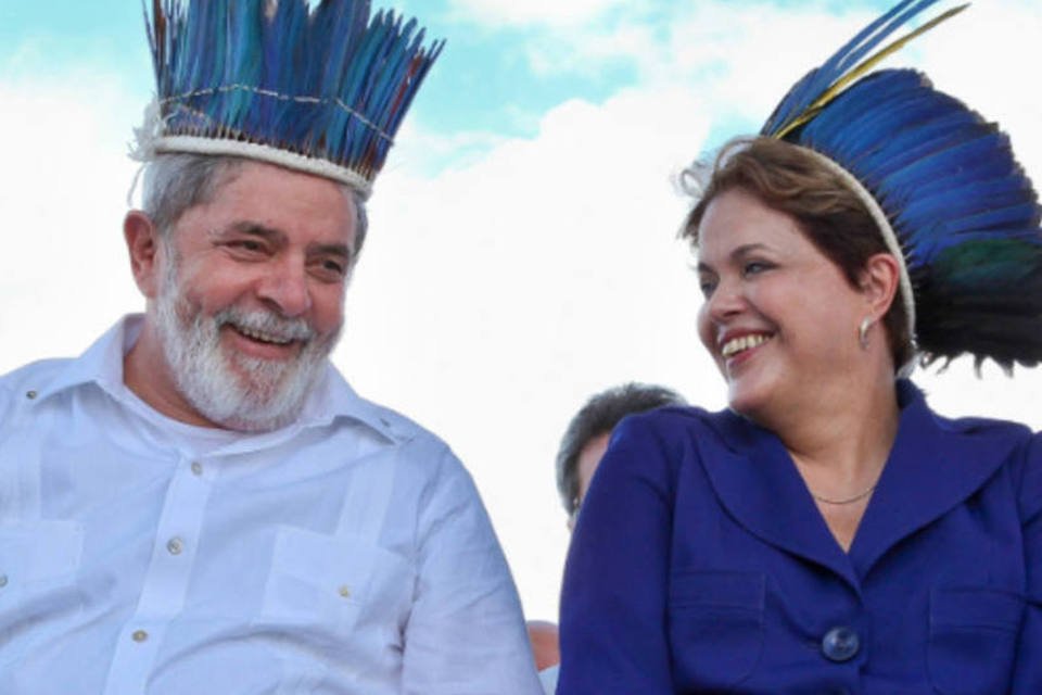 Dilma e Lula serão adversários em breve (no sambódromo)