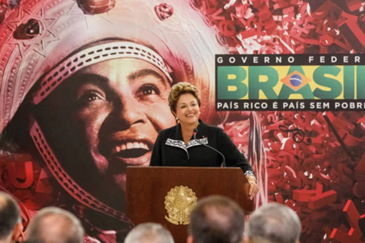 Dilma em Cerimônia de entrega da Ordem do Mérito Cultural 2012: a homenagem aos agraciados com a Ordem do Mérito Cultural será encerrada com um jantar oferecido pela presidente (Roberto Stuckert Filho/Presidência da República)