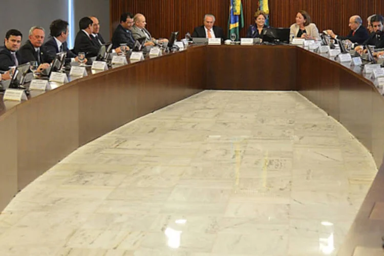 Presidenta Dilma Rousseff durante reunião do Conselho Político, no Palácio do Planalto (Valter Campanato/ABr)