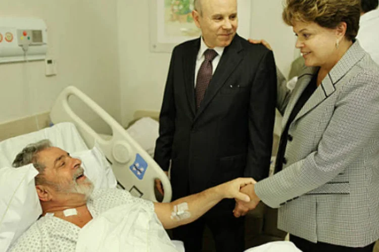Dilma visita Lula no Sírio Libanês (Divulgação/Instituto Lula)