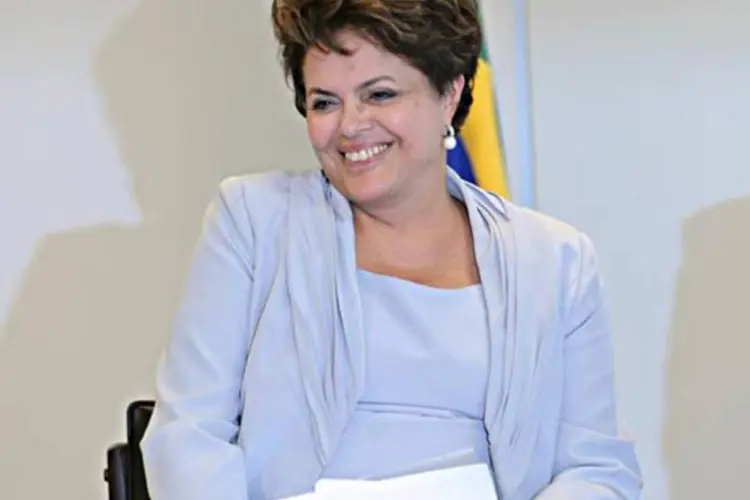 Campanha que elegeu Dilma Rousseff como nova presidente do Brasil gerou 5,8 milhões de reais a mais para partidos nanicos aliados do PT (Fabio Rodrigues Pozzebom/ABr)