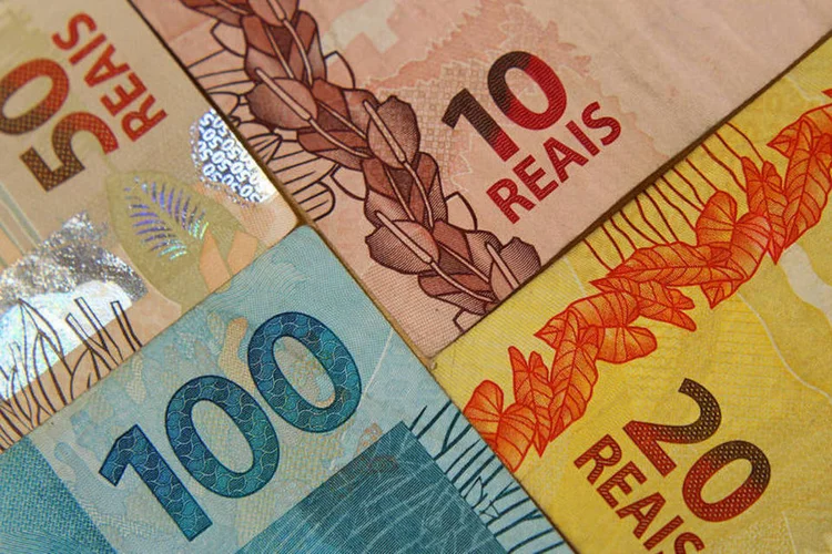 
	Arrecada&ccedil;&atilde;o: o minist&eacute;rio da Fazenda calcula que, para um ano, esse alongamento daria um al&iacute;vio fiscal de cerca de 9,4 bilh&otilde;es de reais
 (Marcos Santos/USP Imagens)