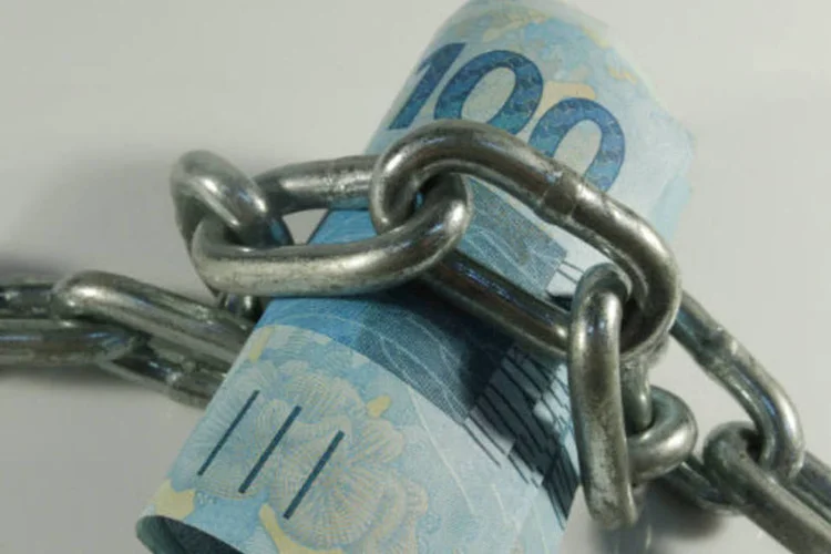 
	Dinheiro preso: sob domin&acirc;ncia fiscal, controle da infla&ccedil;&atilde;o fica complicado
 (Marcos Santos/USP Imagens)