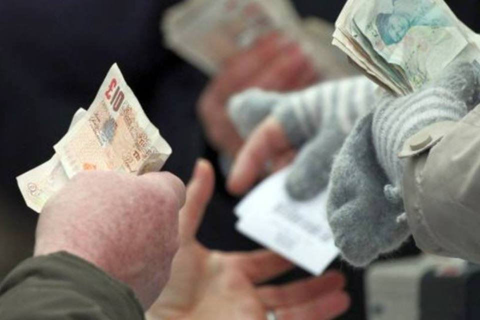 Volume global de "crowdfunding" dispara 81% em 2012