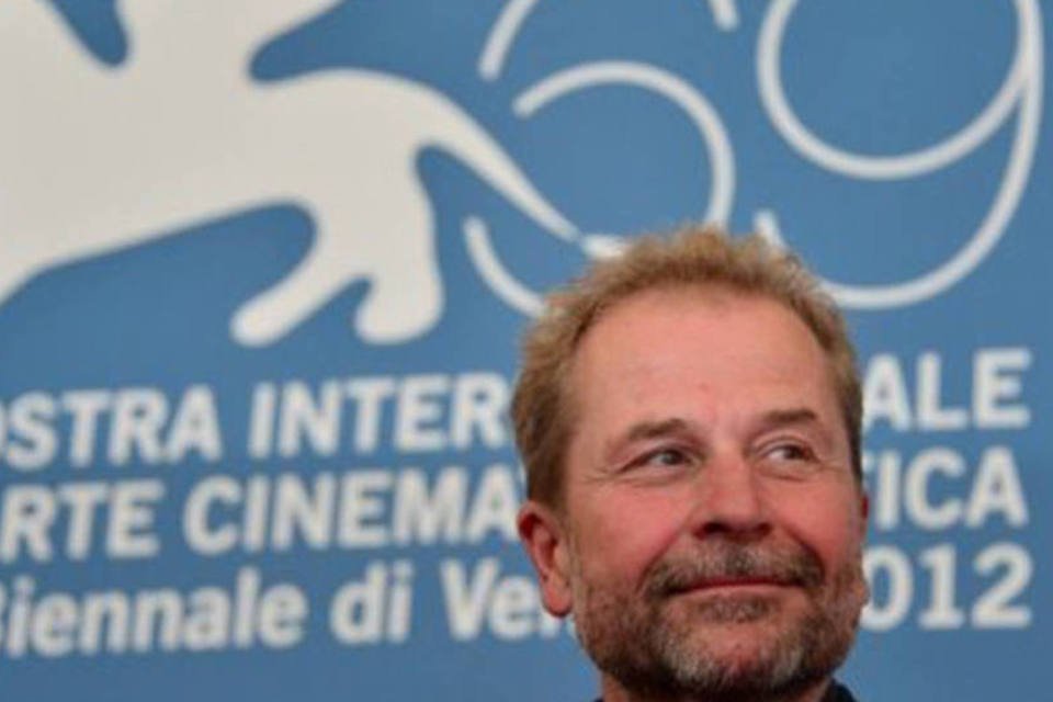 Escândalo em Veneza por filme com cena de sexo com crucifixo