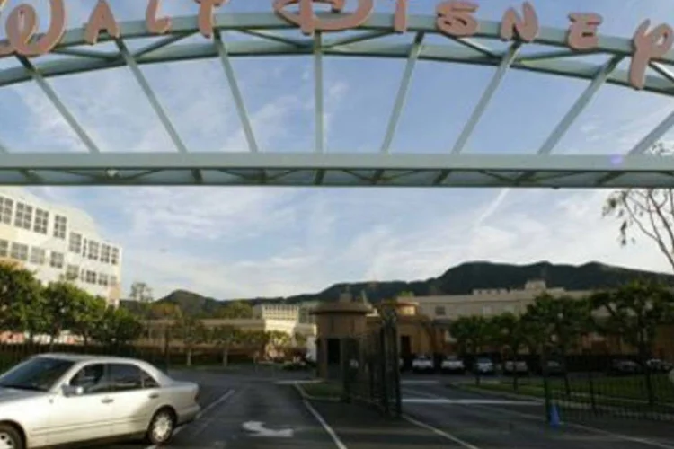 Entrada da sede do grupo Disney: venda da Miramax inclui os direitos de títulos vencedores do Oscar como "Chicago" e "Shakspeare apaixonado" (Robyn Beck/AFP)