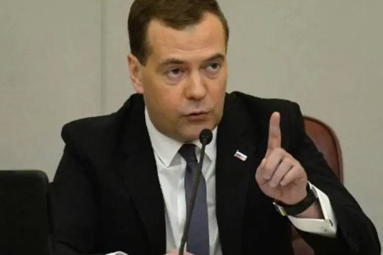 
	Medvedev, premi&ecirc; russo: ele pediu apoio do governo &agrave;s regi&otilde;es que recebem refugiados
 (Yuri Kadobnov/AFP)