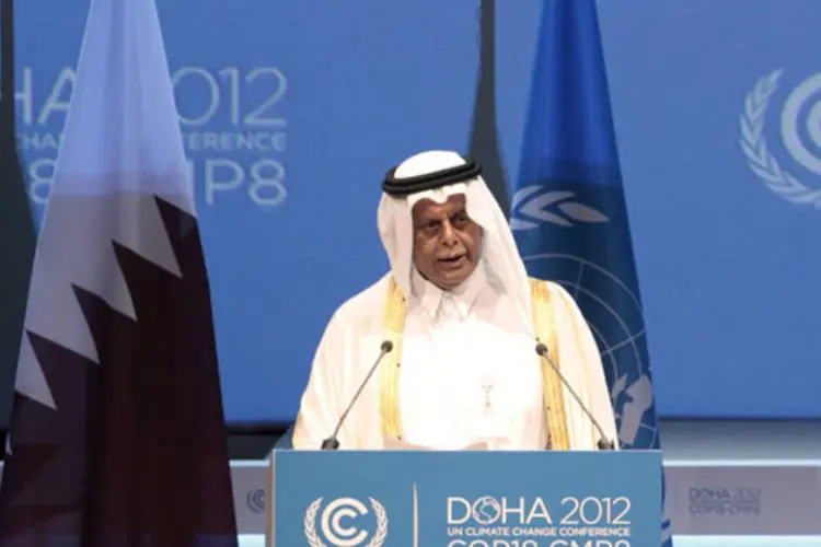 Presidente da (COP18), Abdullah bin Hamad Al-Attiyah, fala na Convenção-Quadro das Nações Unidas sobre a Mudança do Clima, em Doha
 (Mohammed Dabbous/Reuters)