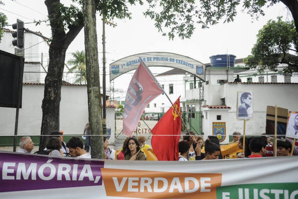 Comissões visitam instalações do DOI-CODI no Rio