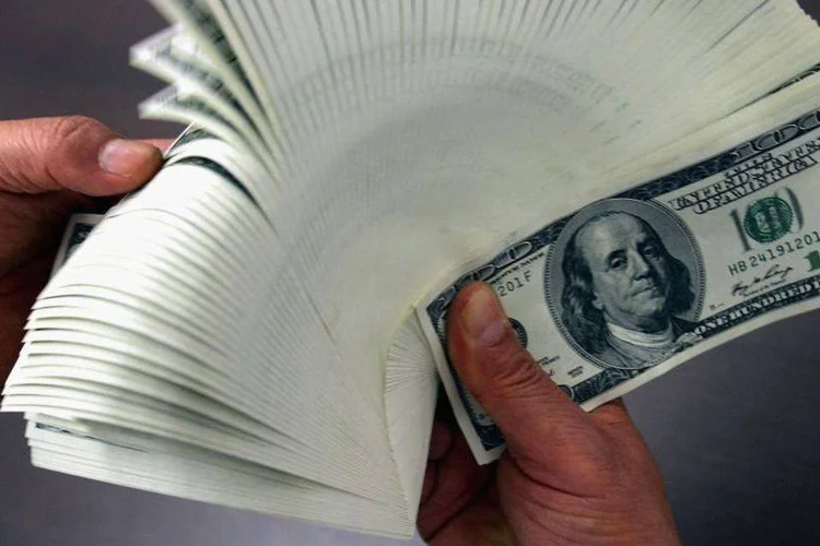 
	D&oacute;lar: os saques superaram os dep&oacute;sitos em US$ 4,2 bilh&otilde;es
 (Getty Images)
