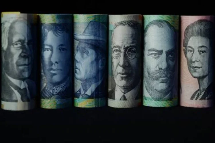 
	D&oacute;lar australiano: desde novembro de 2012, 436 vistos VIP foram concedidos
 (Bloomberg)