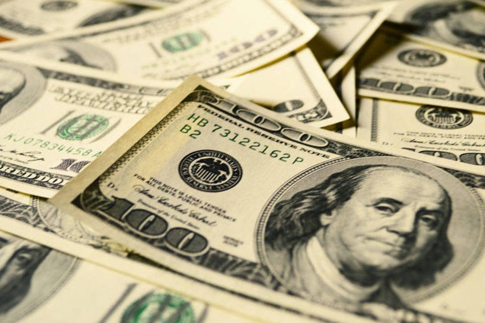 Dólar tem 5ª sessão de queda e fecha a R$ 2,91