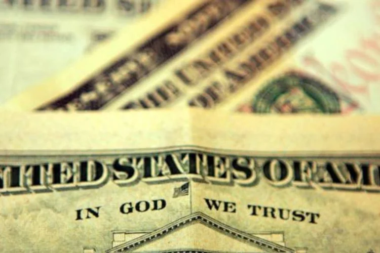 A mínima recorde do dólar ante o iene é de 79,75, a mínima intradia atingida em 19 de abril de 1995 (Getty Images)