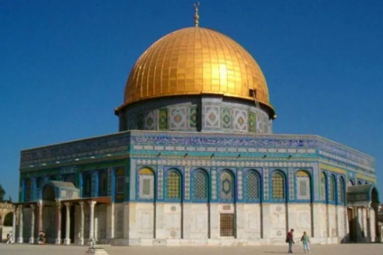 
	Jerusal&eacute;m: viagem do Papa Francisco &agrave; Jord&acirc;nia, a Israel e aos Territ&oacute;rios Ocupados &eacute; delicada &ndash; tanto por quest&otilde;es de seguran&ccedil;a, quanto por raz&otilde;es ideol&oacute;gicas (Wikimedia Commons)