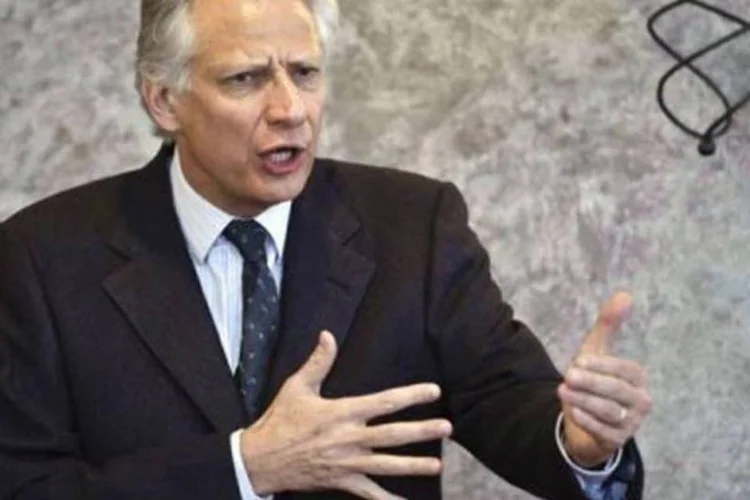 Dominique de Villepin: político já enfrentou o presidente francês Sarkozy nos tribunais (Jean-Philippe Ksiazek/AFP)