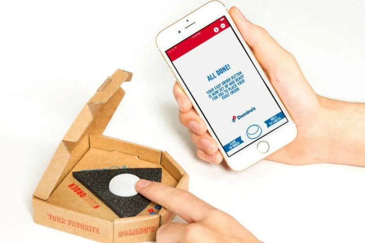 Pizza instantânea da Domino's: basta apertar o botão para receber pizza quentinha em casa (Reprodução)