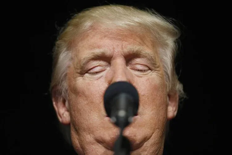 
	Donald Trump: h&aacute; uma semana, Trump &eacute; alvo de cr&iacute;ticas, inclusive de seus correligion&aacute;rios, depois de seus ataques contra o juiz federal Gonzalo Curiel
 (Luke Sharrett/Bloomberg)