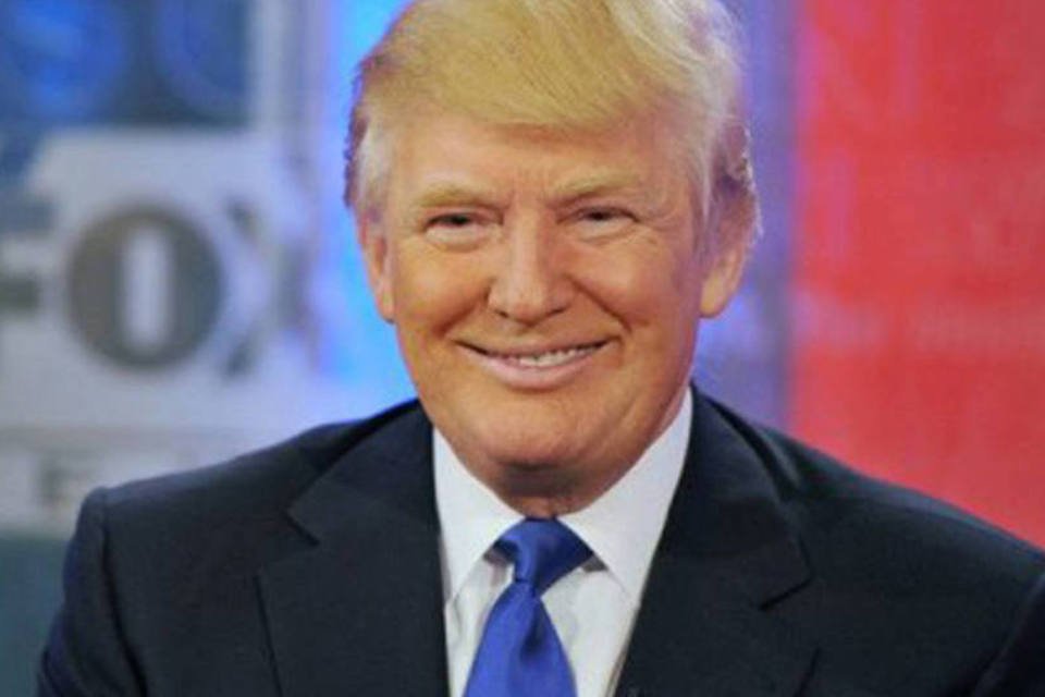 
	Donald Trump: o empres&aacute;rio, al&eacute;m de famoso no ramo imobili&aacute;rio, &eacute; uma personalidade de televis&atilde;o nos Estados Unidos, onde apresenta o reality show O Aprendiz
 (Slaven Vlasic/Getty Images/AFP)