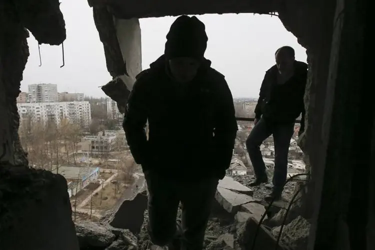 Destruição em Donetsk: prefeitura não detalhou a autoria do ataque (Maxim Shemetov/Reuters)