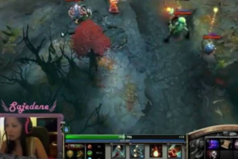 Jogadora de Dota 2 tem a casa roubada durante transmissão