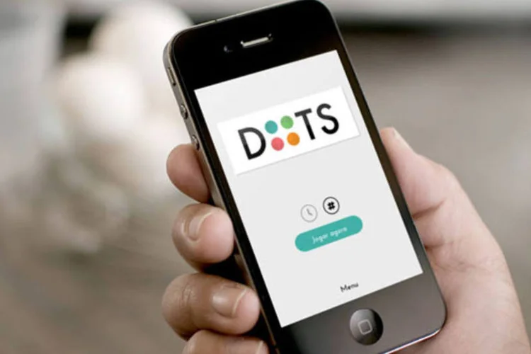 
	Game Dots no iPhone: inicialmente lan&ccedil;ado apenas para o smartphone da Apple, app finalmente chega aos dispositivos com Android
 (PlaceIt/Exame.com)