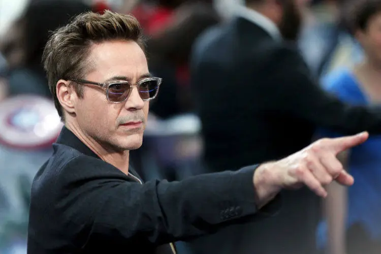 
	Robert Downey Jr. posa na premi&egrave;re de &quot;Vingadores: Era de Ultron&quot;, em Londres
 (Stefan Wermuth/Reuters)