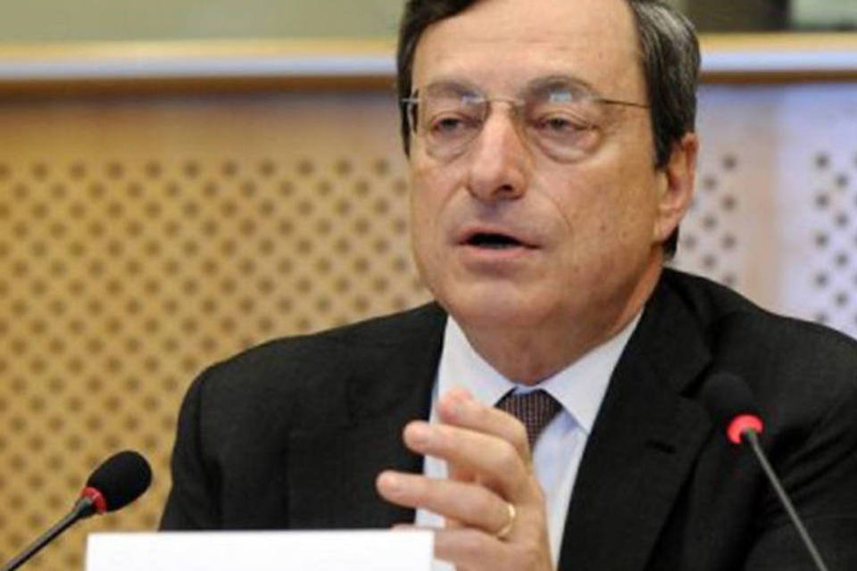 BCE: é preciso acalmar mercados sobre futuro da Eurozona