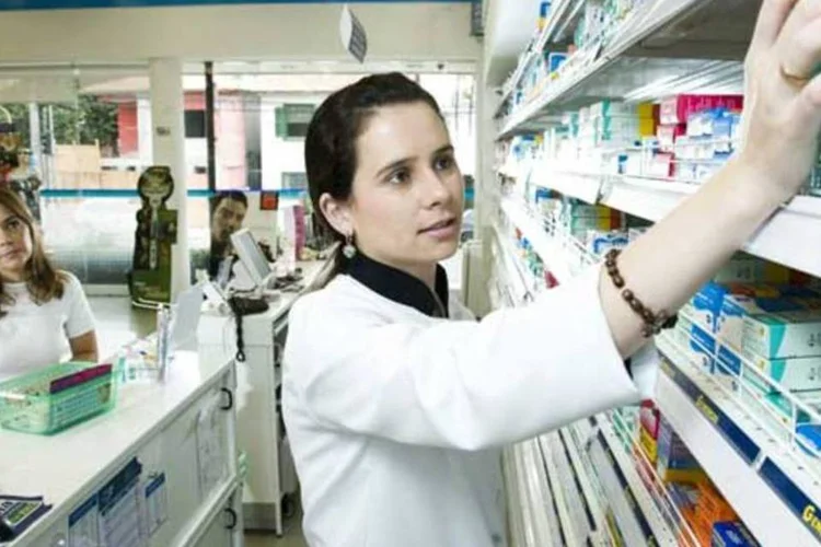 Drogasil e Droga Raia  vão formar maior rede do setor (EXAME)