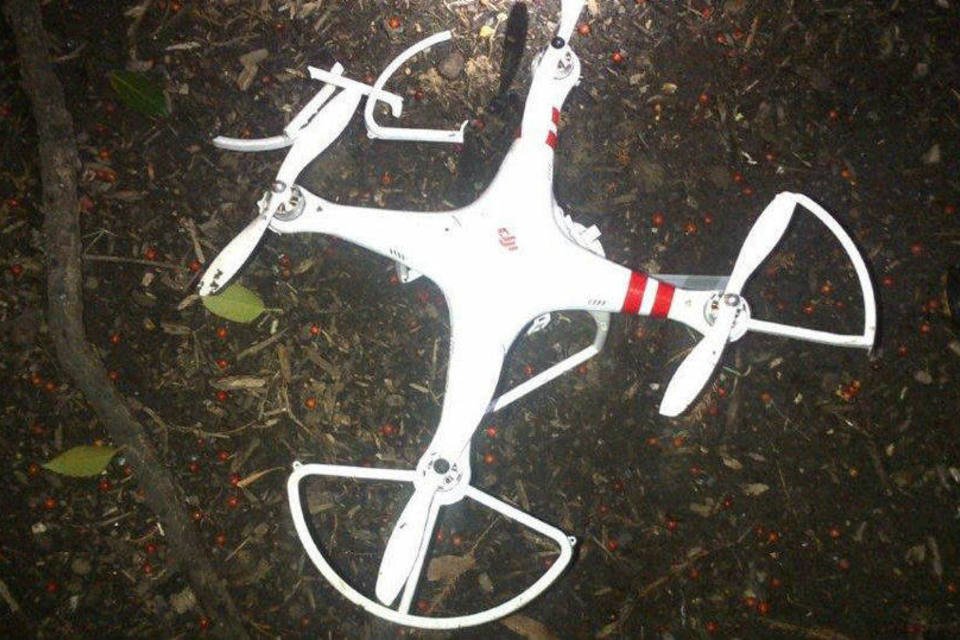 Drone cai na Casa Branca e operador assume responsabilidade