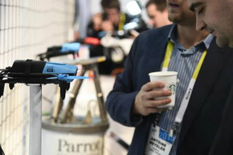 Drone da empresa Parrot é visto durante feira CES, em Las Vegas (Robyn Beck/AFP)