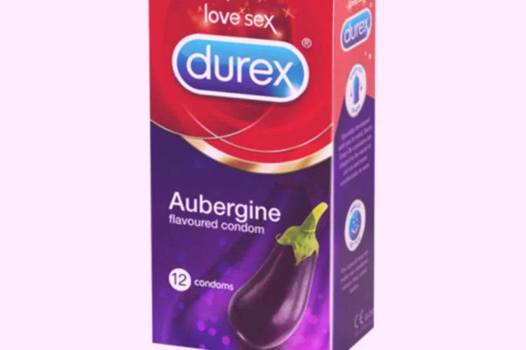 Criação da Durex, fictícia, para o Dia do Sexo: camisinha sabor berinjela (Reprodução)