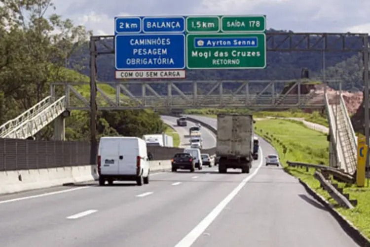 
	Rodovia Presidente Dutra, administrada pela CCR, no sentido Rio de Janeiro
