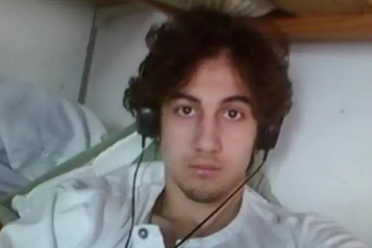 
	O jovem Dzhokhar Tsarnaev, acusado de coautoria no atentado durante a maratona de Boston, em 2013
 (AFP)