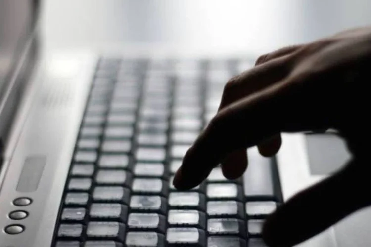 O governo quer aumentar o uso de internet no país (Stock.xchng)