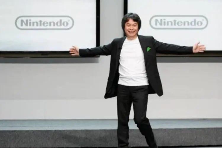 
	Miyamoto: &quot;Na verdade, pela nossa perspectiva, voc&ecirc; s&oacute; deve criar um game que as pessoas v&atilde;o querer manter e continuar jogando por muito tempo. Essa &eacute; a abordagem que sempre tivemos e consideramos como melhor maneira de evitar perdas com jogos usados&quot;
 (Kevork Djansezian/Getty Images)