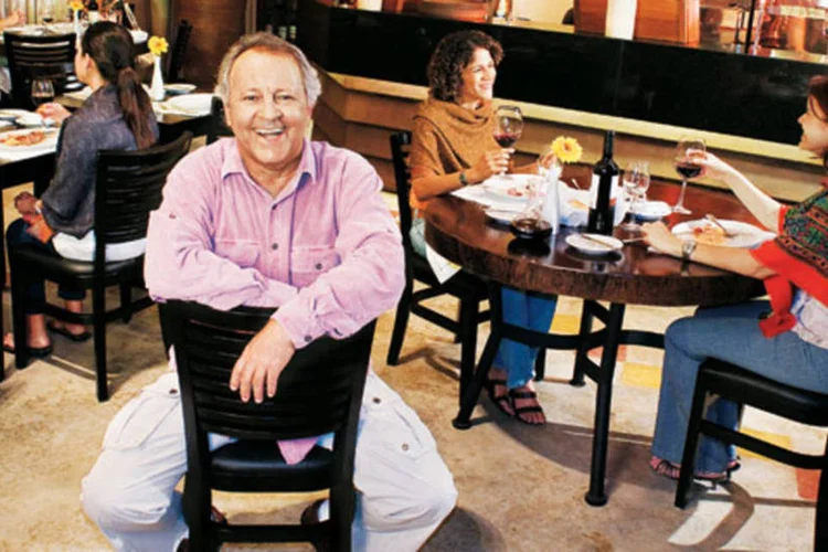 Francisco de Assis: "Não tem jeito. Quem decide o restaurante a que a família vai é mesmo a mulher -- e não dá para discutir com elas"