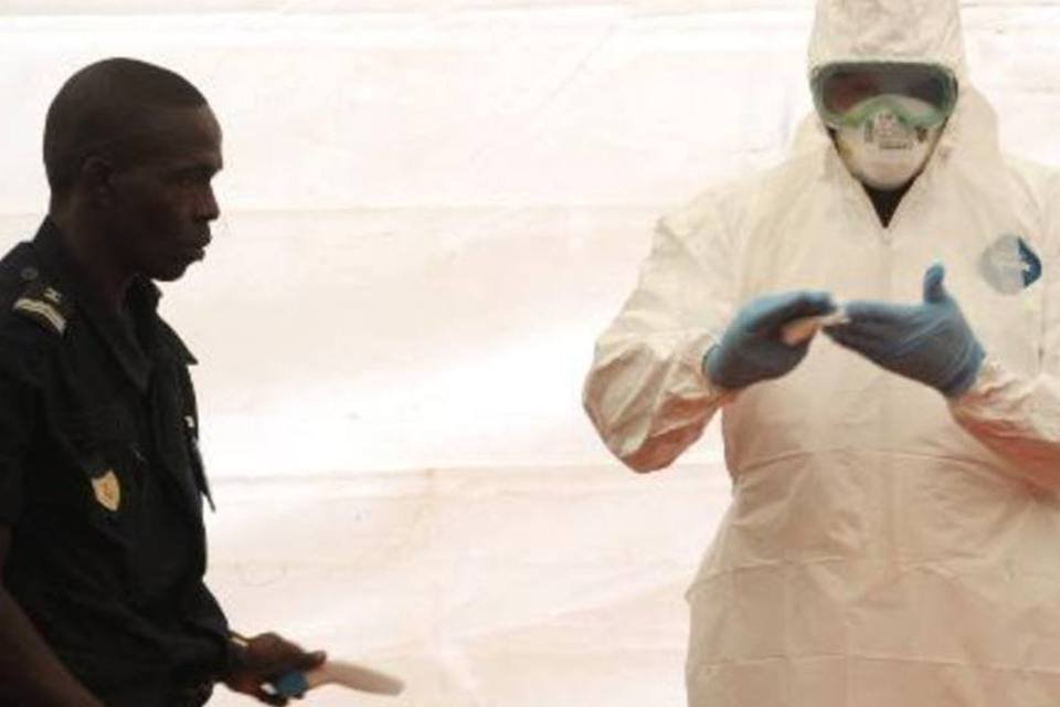 EUA restringe entrada de viajantes de países com ebola