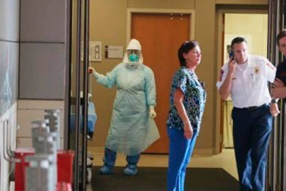 Enfermeira é internada na França sob suspeita de ebola