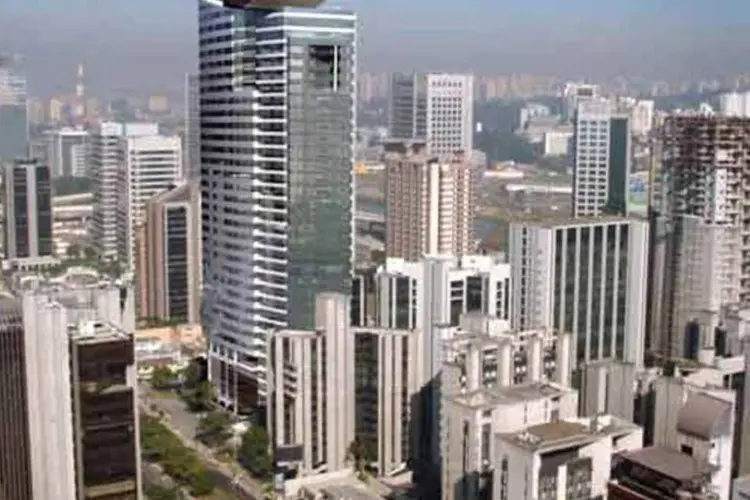 Eco Berrini (o maior, ao centro): prédio elevou a taxa de vacância em escritórios de alto padrão (Divulgação)
