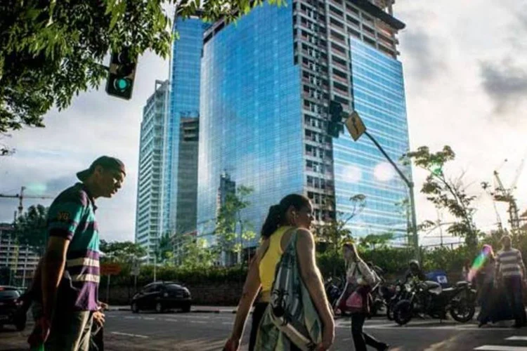 
	Pr&eacute;dios sustent&aacute;veis em S&atilde;o Paulo: ainda segundo Haddad, a gest&atilde;o vai apresentar uma tabela com margens que ser&atilde;o dada para cada item de engenharia e arquitetura &quot;verde&quot;
 (Gustavo Gomes/EXAME.com)
