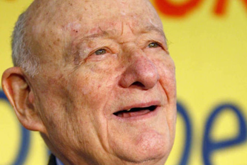 Morre Ed Koch, prefeito que salvou Nova York de crise