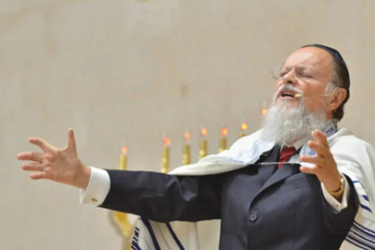 Edir Macedo prega durante cerimônia de inauguração do Templo de Salomão (Igreja Universal/Divulgação)