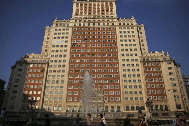 Edificio España: Santander comprou o prédio logo antes do estouro da bolha imobiliária na Espanha em 2007 (Susana Vera/Reuters)