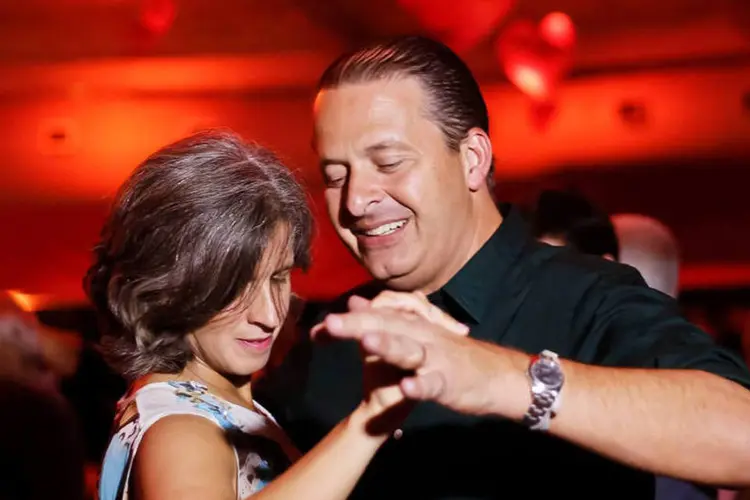 Eduardo Campos e sua esposa, Renato Campos, dançam em uma festa (PSB/Divulgação via Fotos Públicas)